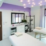 Kosmetikanwendungen im Kosmetikstudio